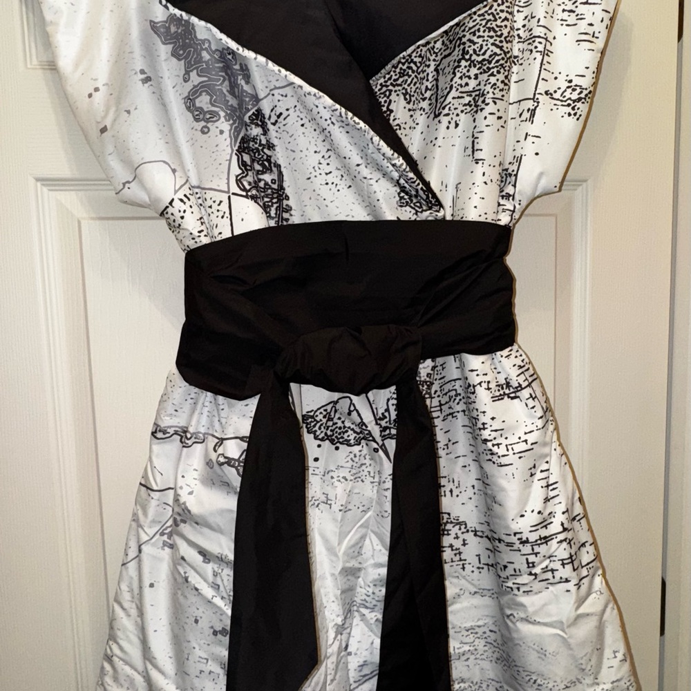 Igor Dobranic World GeographyBlack and White Couture Coat/Vest